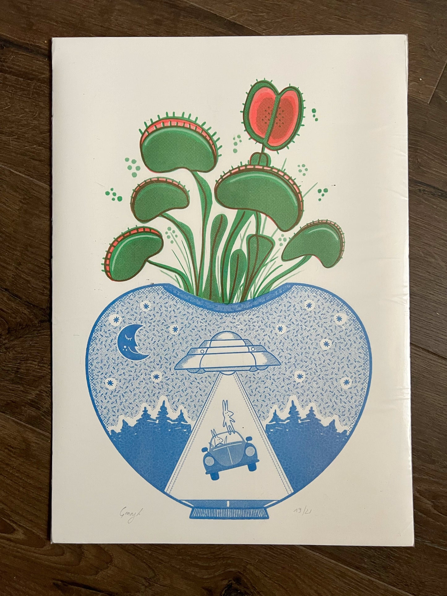 Carnivores vase Ming