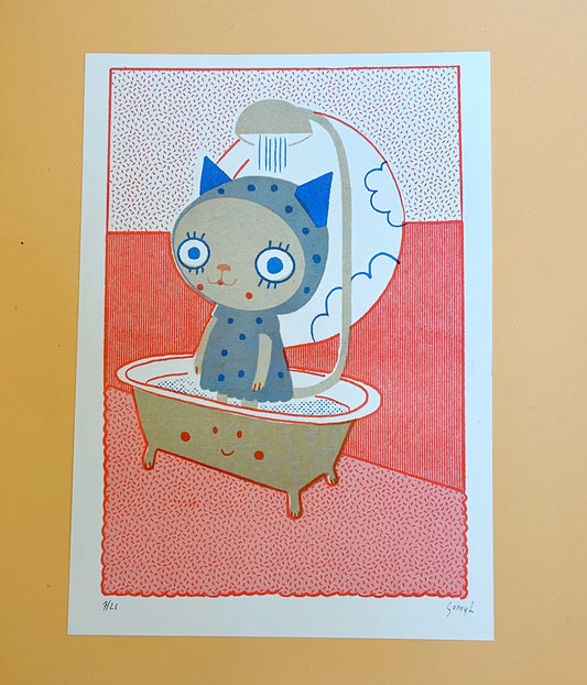 Le chat douche